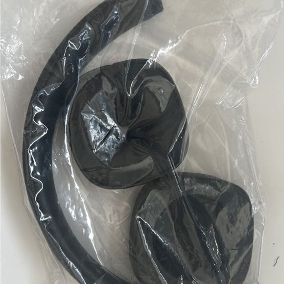 Marshall major 4 headphon ear cushion and head cover replacement in leather - Picture 2 of 2